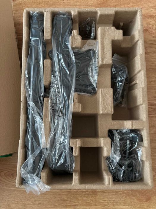 Suport de birou BRATECK, pentru monitor 17"-32"