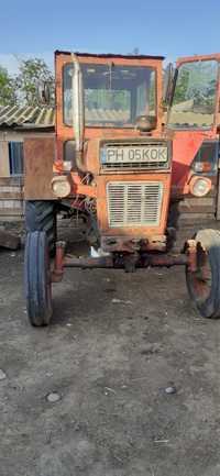 Tractor U650  cititi anuntul