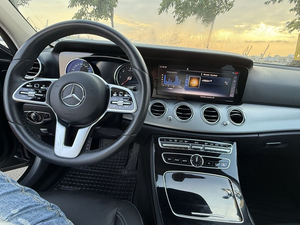 Mercedes w213 e 2000 2018 г.