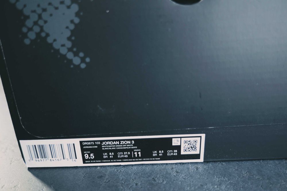 Нови! Air Jordan Zion 3 - 43 номер Оригинални!