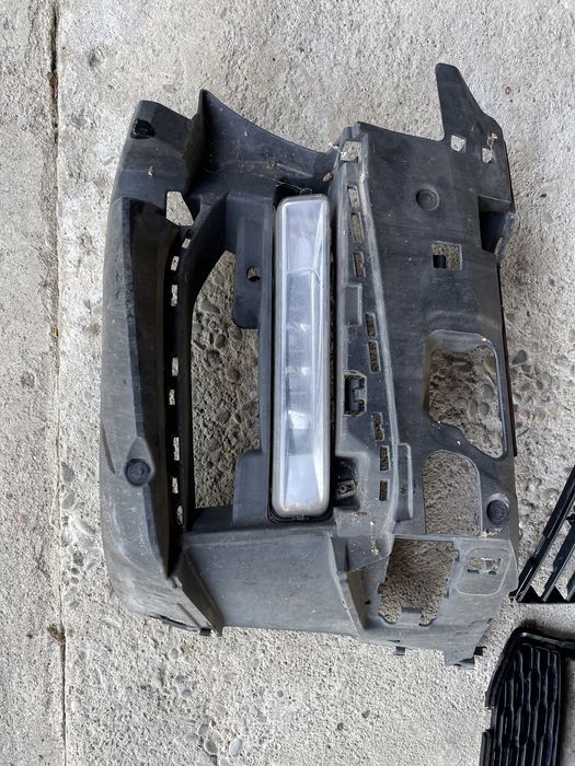 Bmw g30 bara spate/grila activa mica/grila bara m/ stopuri/proiector