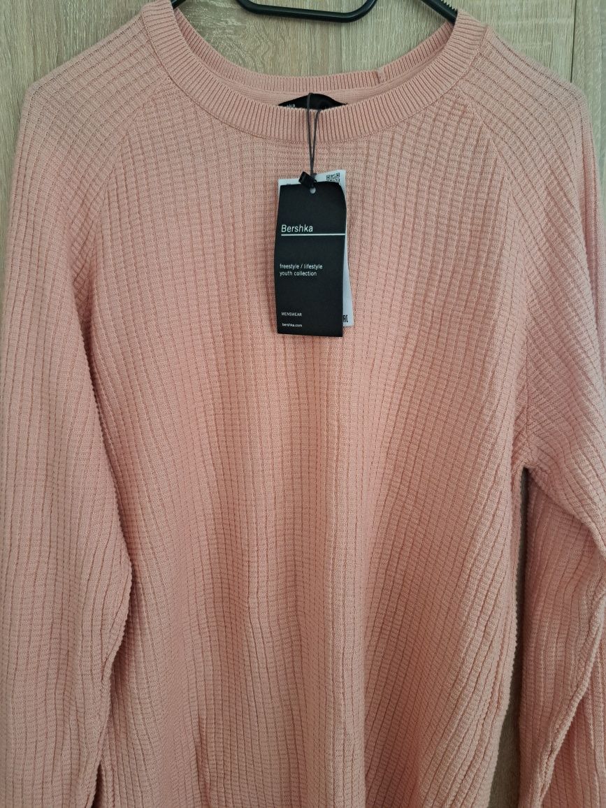 Розова блуза на Bershka