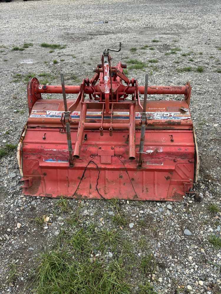 Freza de pamant  yanmar