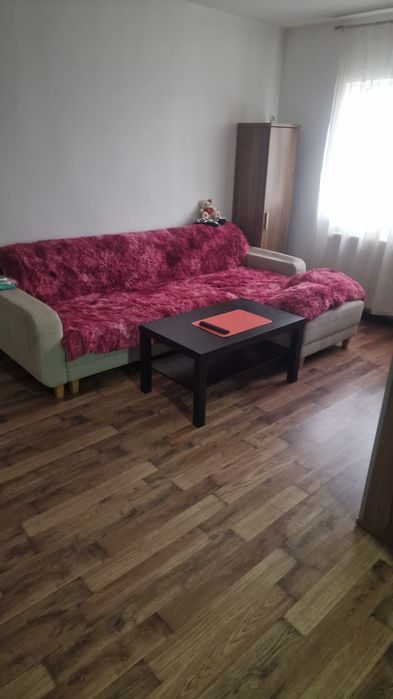 Ofer spre închiriere apartament 2 camere zona centrala