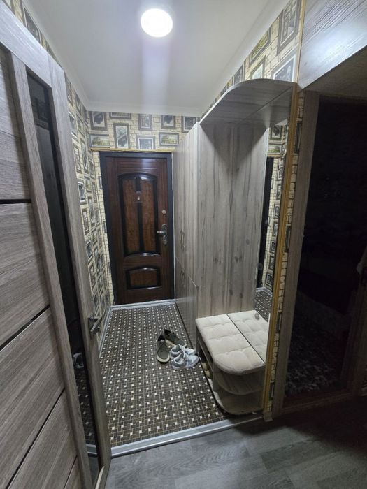 Срочно продам квартиру 2/4/4