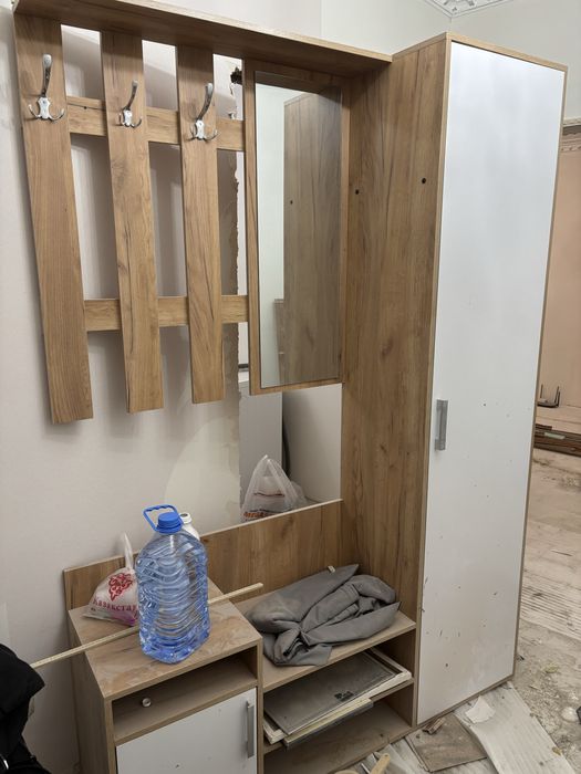 Продам прихожую в отличном состоянии