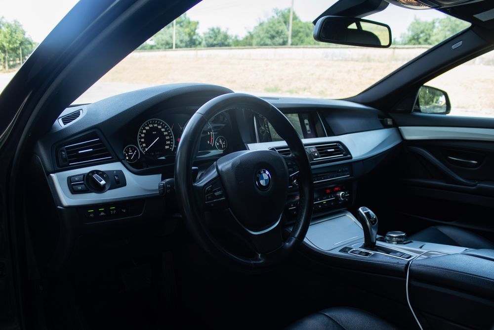 Se vinde BMW F10 in stare buna