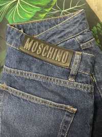 Blugi Love Moschino