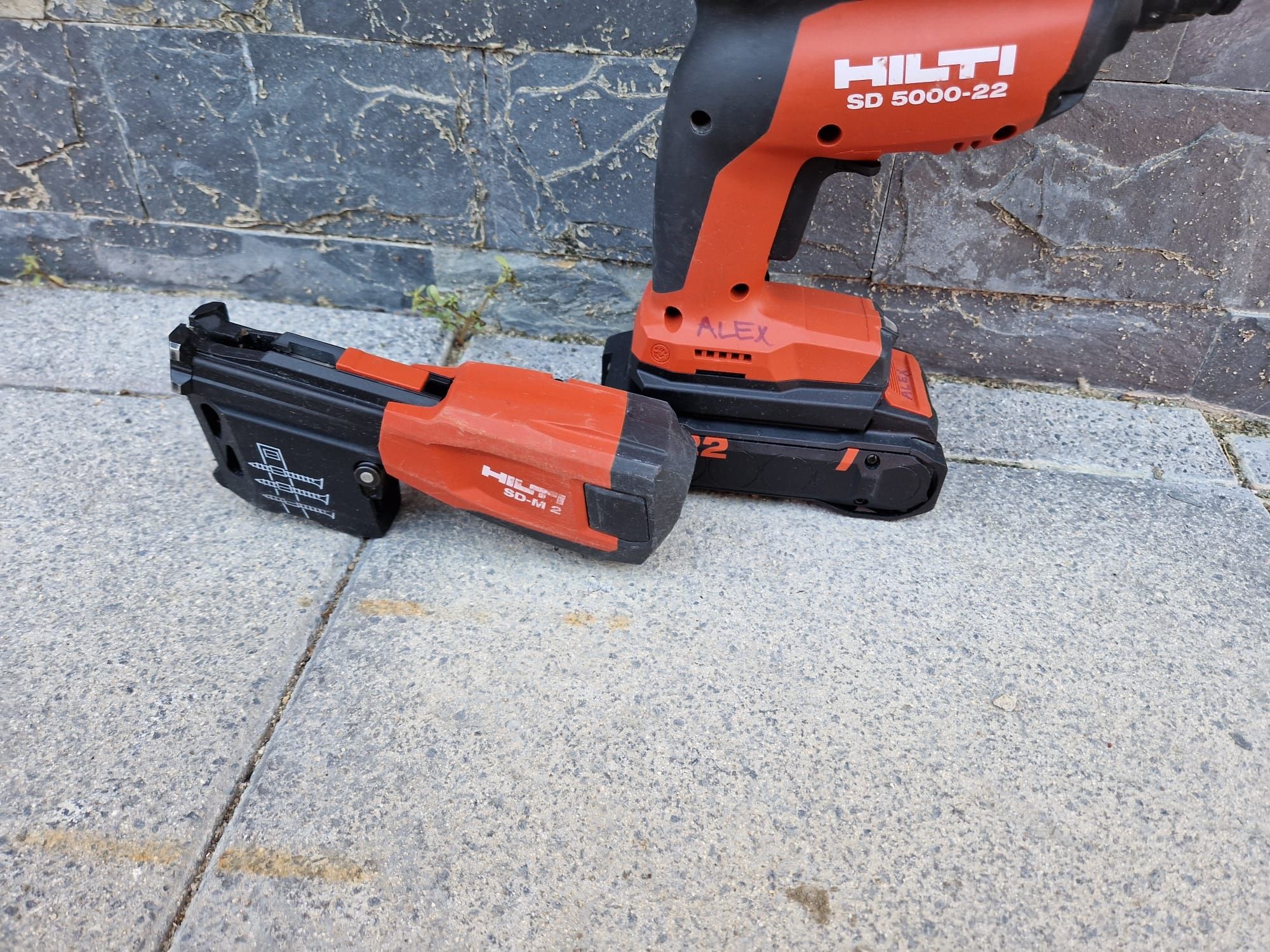 Hilti autofiletanta pentru rigips pe acumulatori Nuron