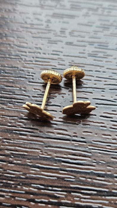 Cercei bebelus din aur