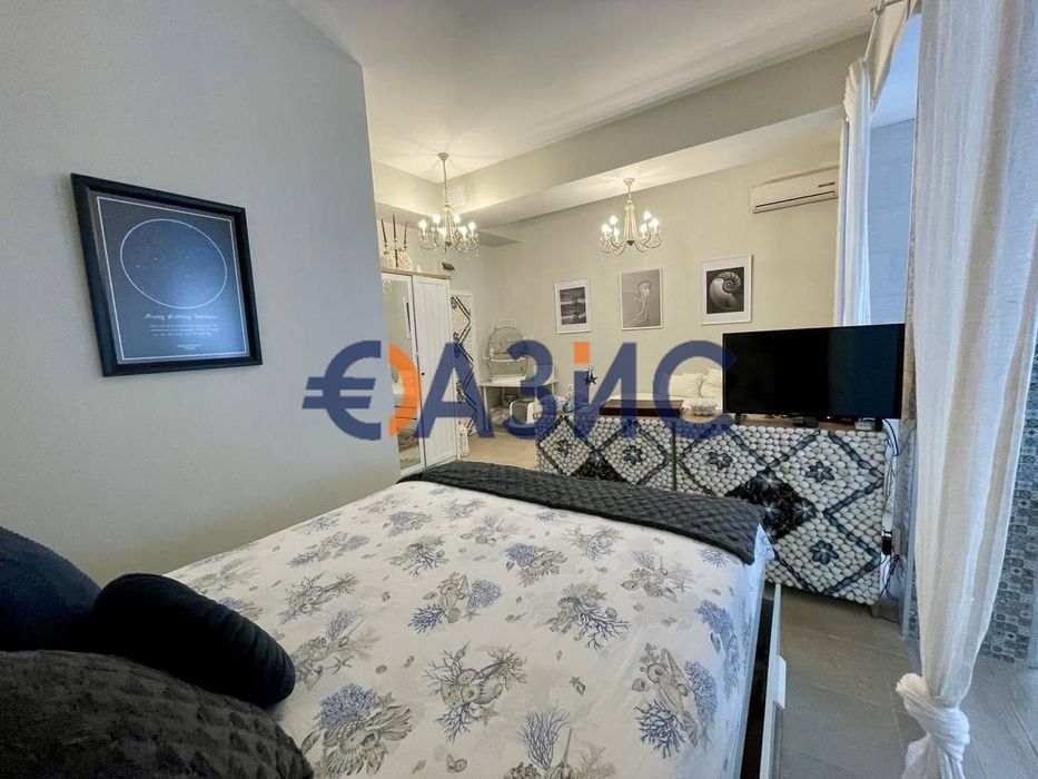 Продава се Четиристаен апартамент в к.к. Слънчев бряг - 135 кв.м за 1000 €/кв.м - Снимка #11