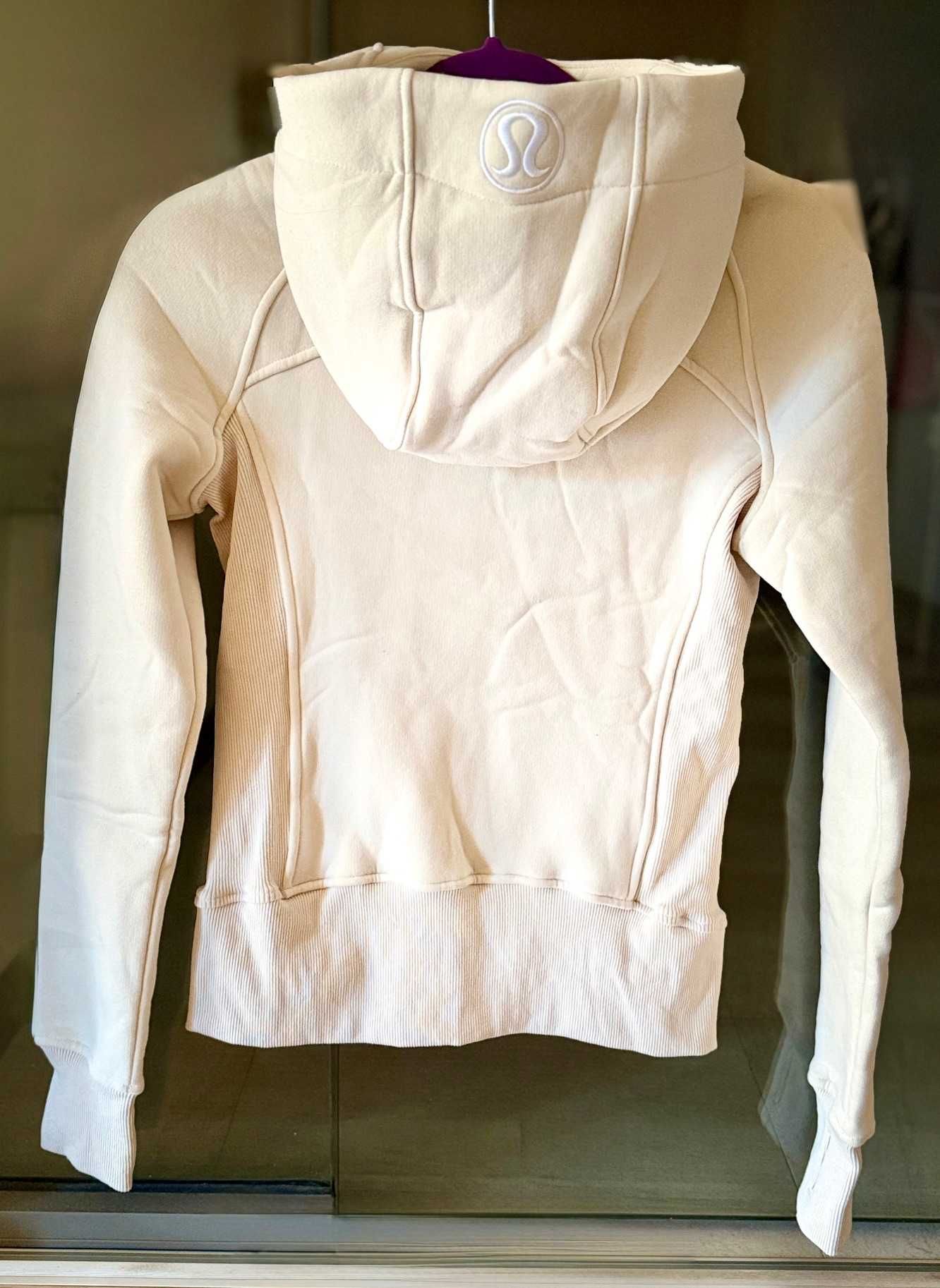 Lululemon суичър