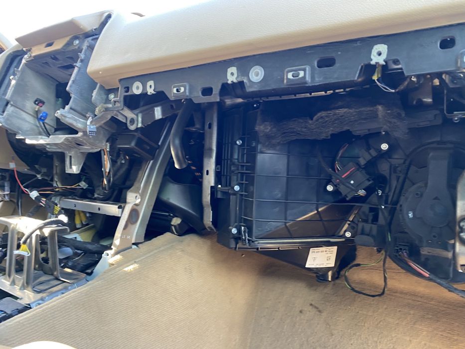 Carcasă aerotermă Porsche Cayenne 2014 volan stânga