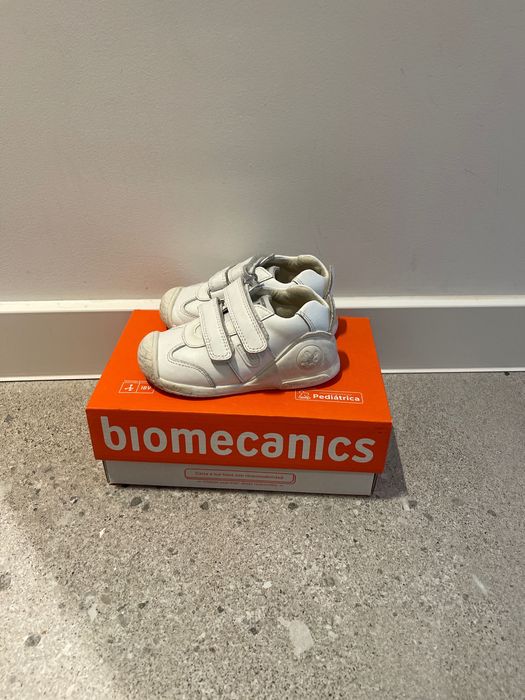 Ботуши и обувки колев и колев и biomecanics