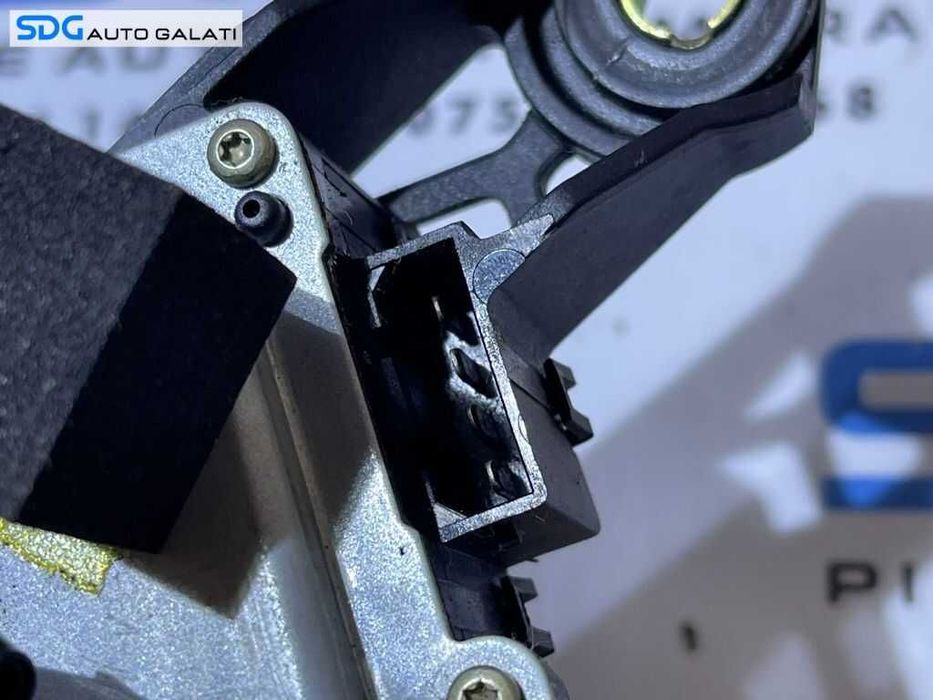 Motoras Stergator Hayon Haion Portbagaj Audi A4 B5 Break Combi 1997 - 2001 Cod 8L0955711B