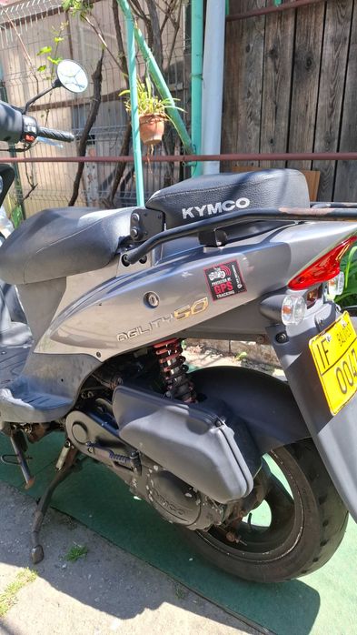 Kymco Agillity  50 cc de vanzare 25Km in acte. 4750 lei. fara permis.
