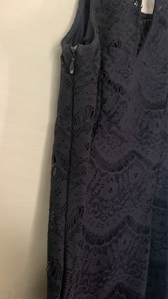 Rochie neagra din dantelă