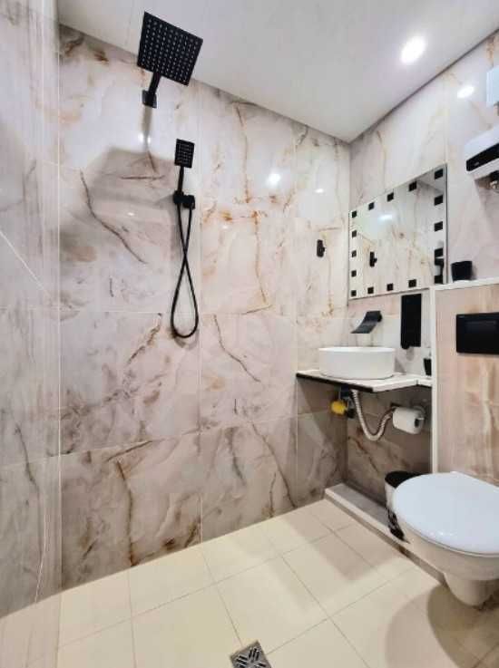 Продава се Едностаен апартамент в Бургас, Център - 24 кв.м за 3334 €/кв.м - Снимка #2