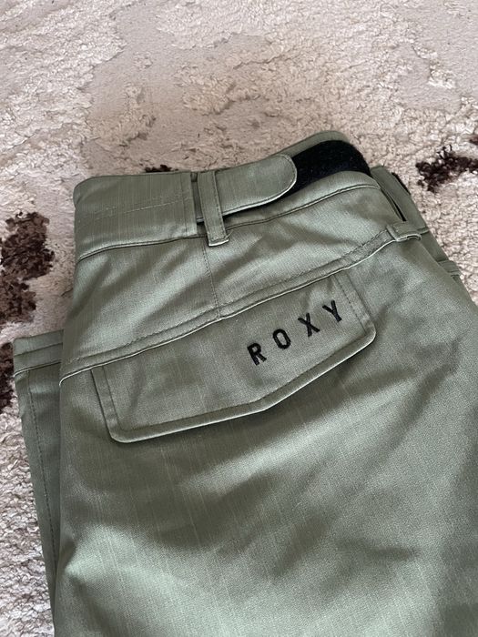 Pantaloni schi in stare foarte buna