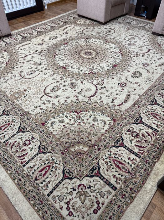 Ковер 3,5х4, состояние хорошее