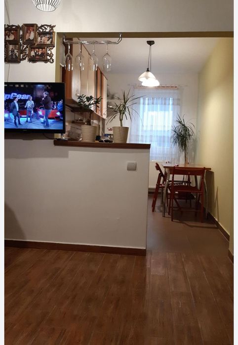 Vând apartament cu 2 camere / NU STUDIO+ Loc de parcare inclus
