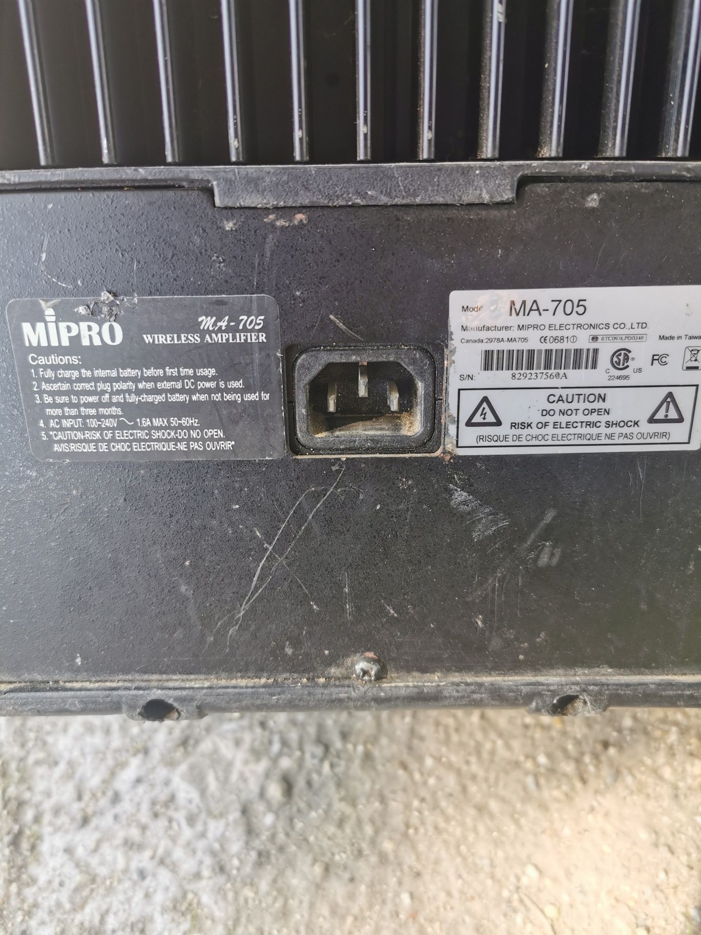 Mipro MA 705 pentru drumeții. Mipro MA101C