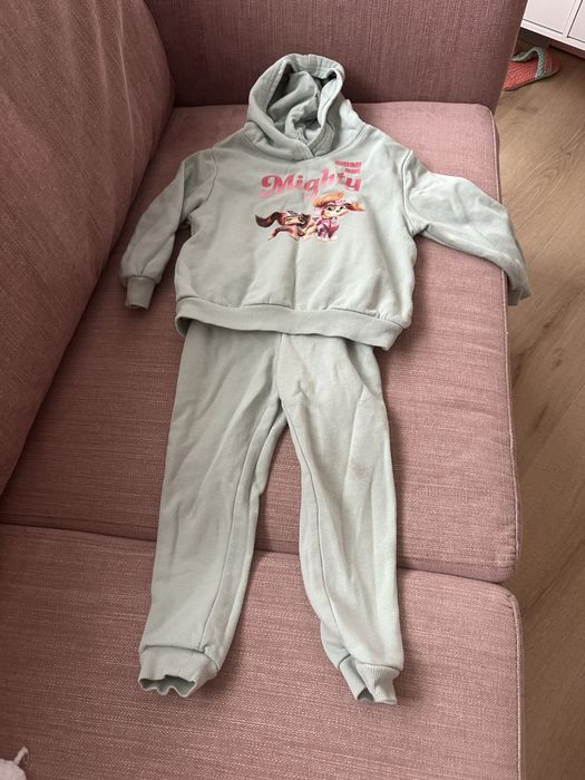 Якета и Рокли различни размери, цените са в описанието