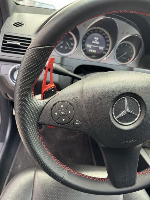 Волан естествена кожа с червен шев w204 w212 Mercedes Мерцедес