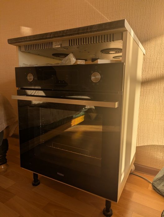 Индукционная плита + духовка электрическая