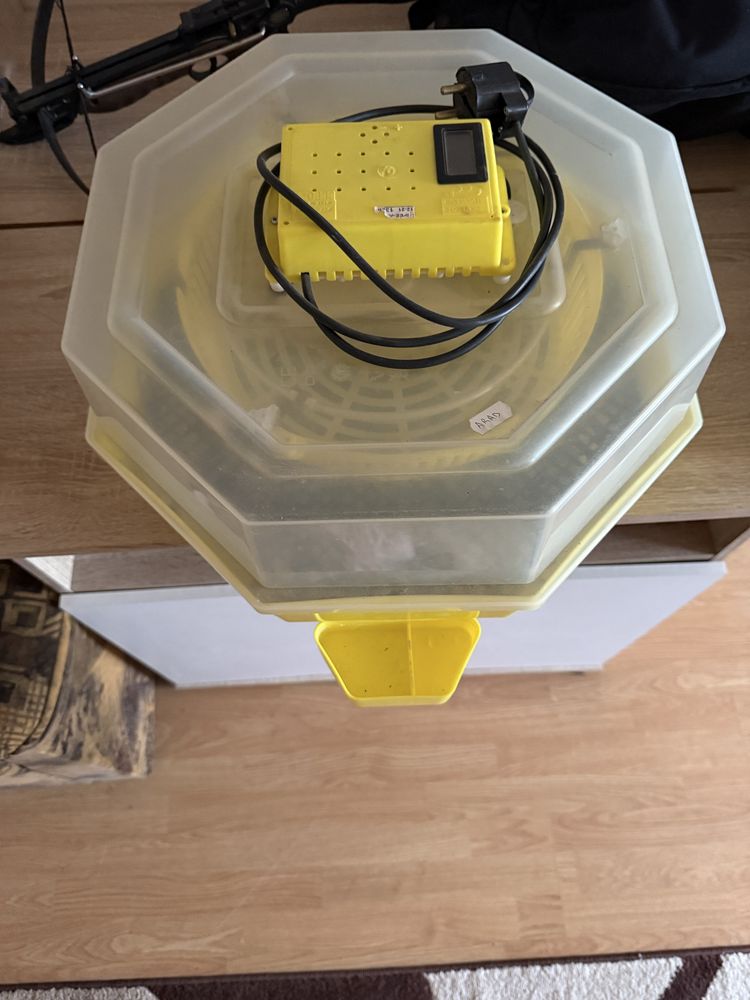 Vand incubator folost 4 ture