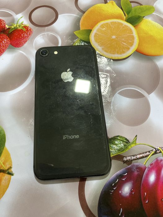 Iphone 8 black karopka dakement