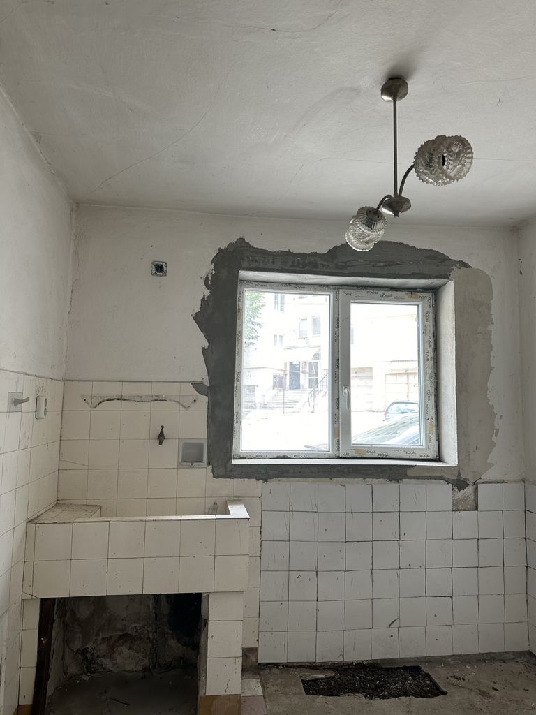 Продава се Къща в Разград, Варош - 65 кв.м за 1138 €/кв.м - Снимка #9