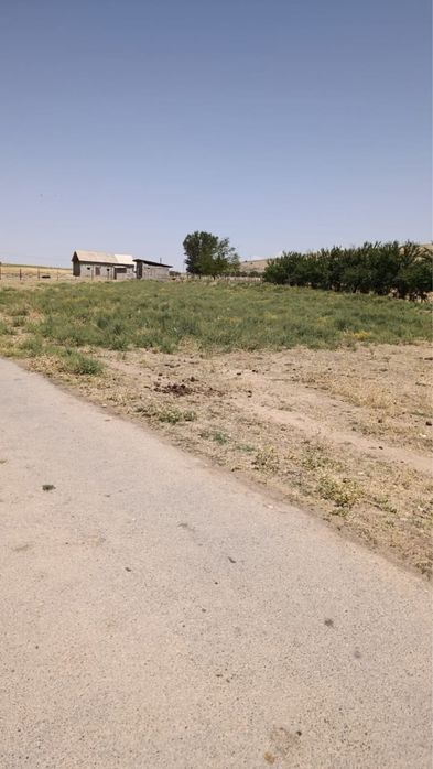 Жер сатылады Момынай ауылында