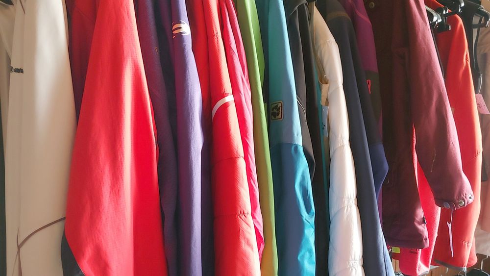 Lichidare stoc echipamente sportive. REDUCERI !