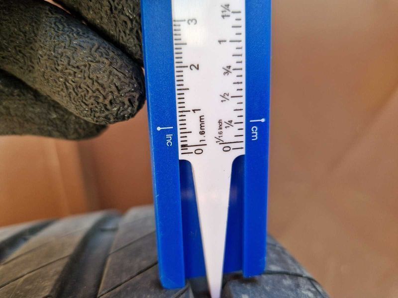 2 Michelin R17 205/45 Anvelope de vară DOT4520