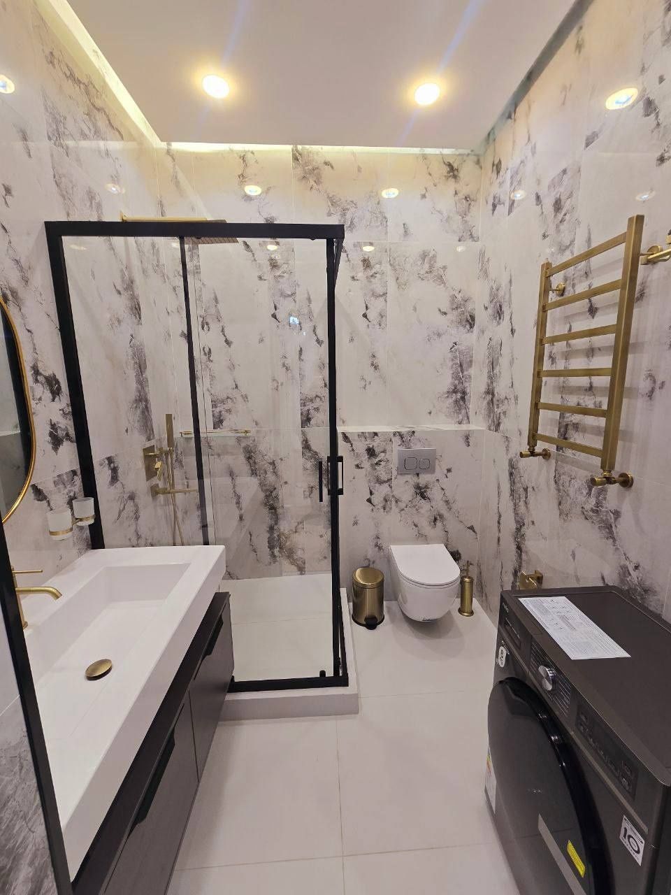 Kvartira продается 4/2/8 на ЖК Urban Delux