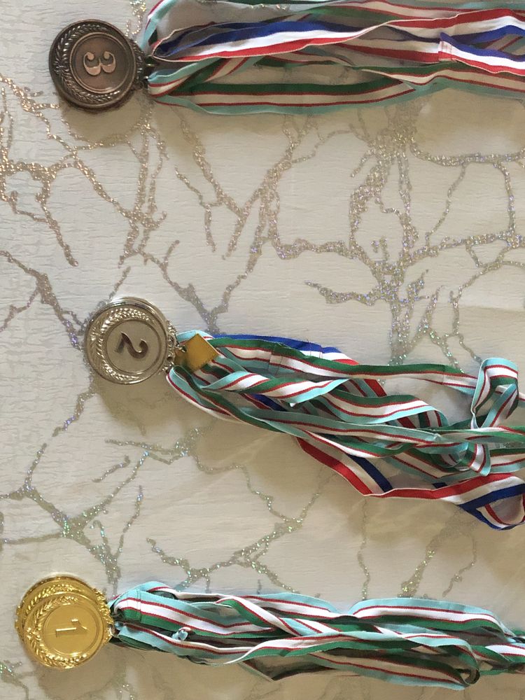 Medallar sotiladi bonus power bank