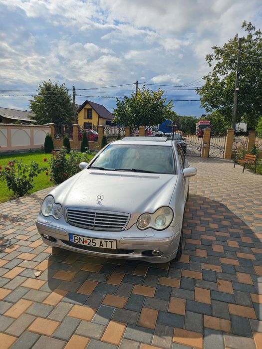 Vand Mercedes c class trapa ventilație