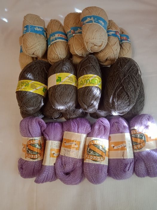 Пряжа чистошерстяная, полушерстяная производства,"Италия" ,"Алжир"