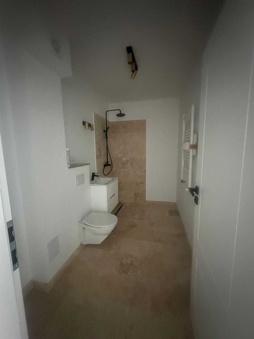 vanzare apartament parter bloc nou 2 camere Stefan Cel Mare +parcare