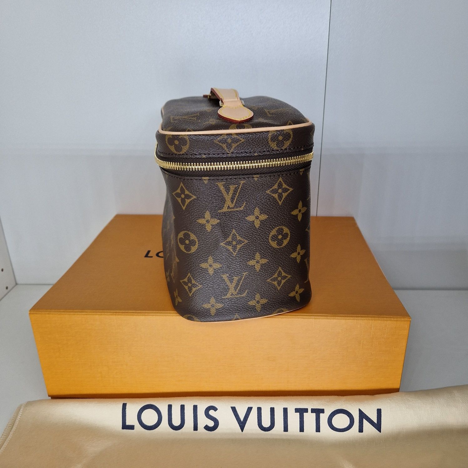 Louis Vuitton Vanity