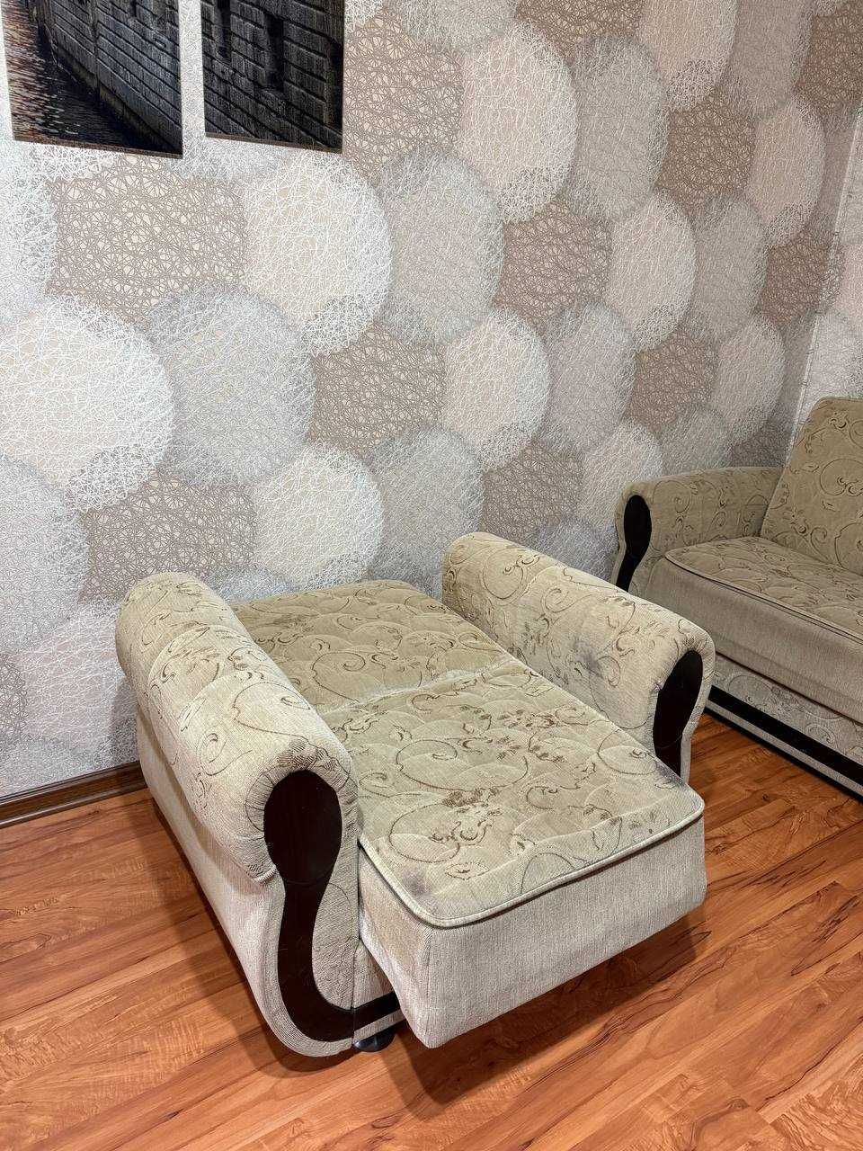 Продам диваны с креслами комплект 2дивана 2 кресла