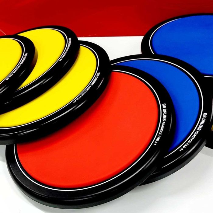 Тренировочные пэды для барабанщиков.