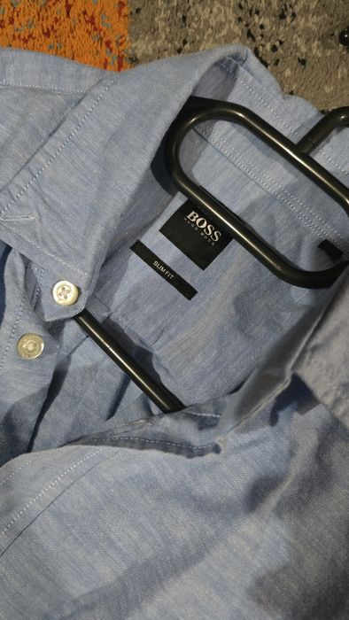 Риза Boss и Armani Exchange