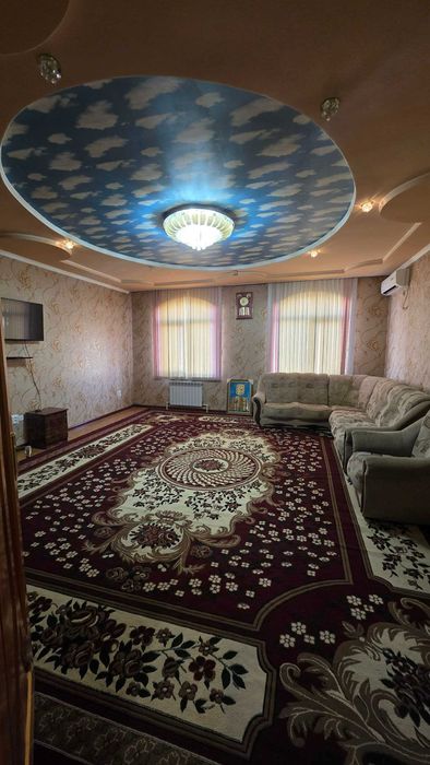 Сдается 3х комнатная квартира на 4 этаже Ориентир 5 мкр Рахматилло