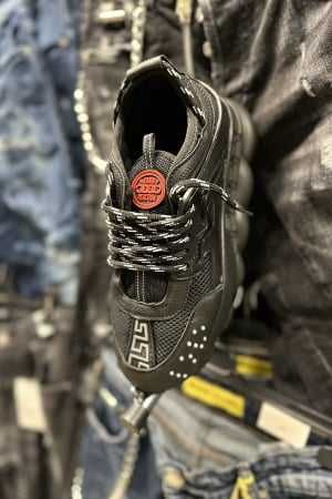 Adidasi sport, talpa inalta