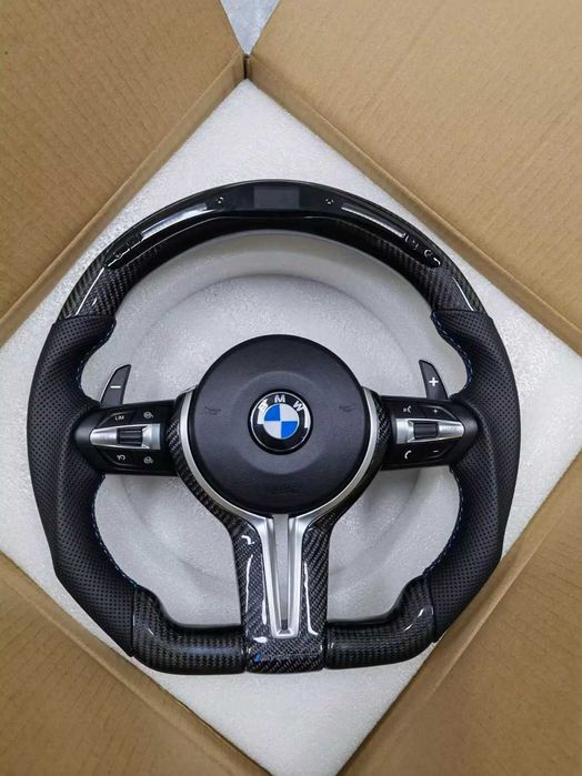 Volan BMW M Sport din Carbon si LEDuri cu Padele si Airbag– F10/F01etc