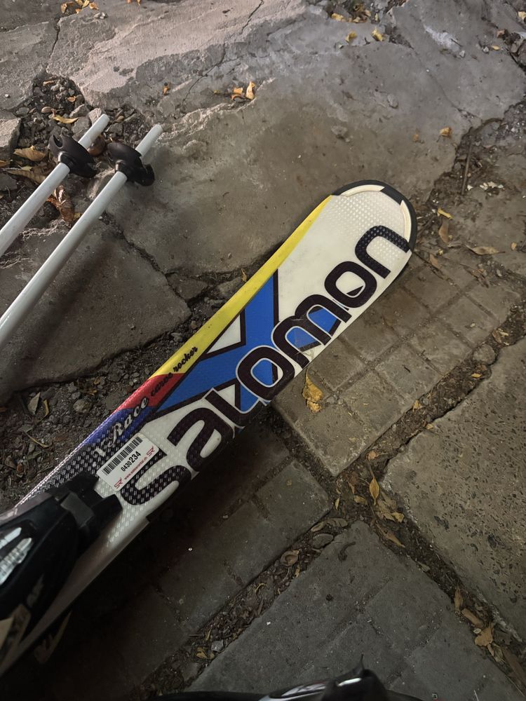 Детски ски Salomon + щеки + обувки