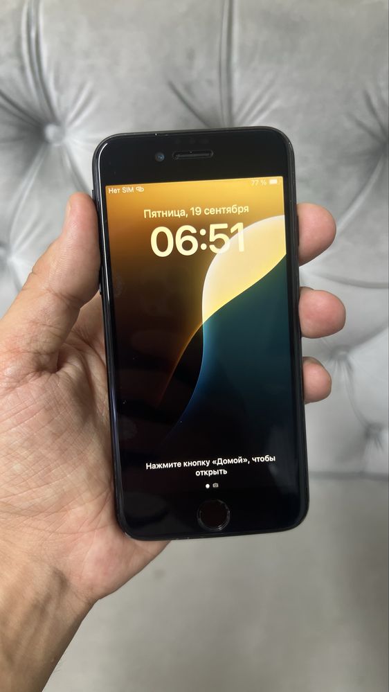 iPhone SE 2020 (Айфон СЕ) 128 gb