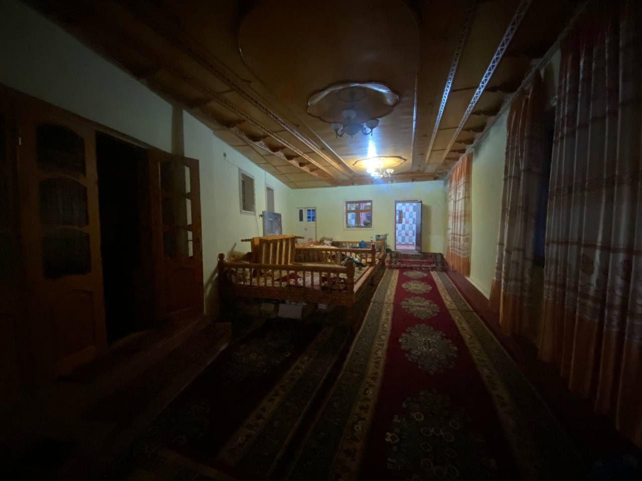 Kotej sotiladi Sement zavod Kotejlari